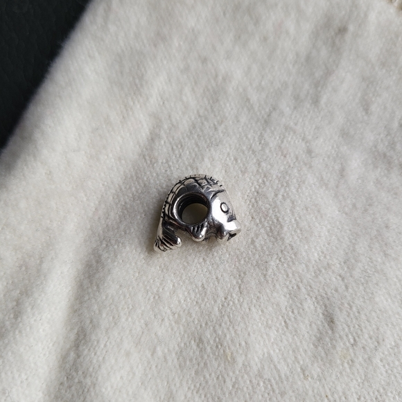 Kay Jewelers Michael Anthony Charmed Memories 'Fish' Sterling silver Charm - Picture 6 of 6